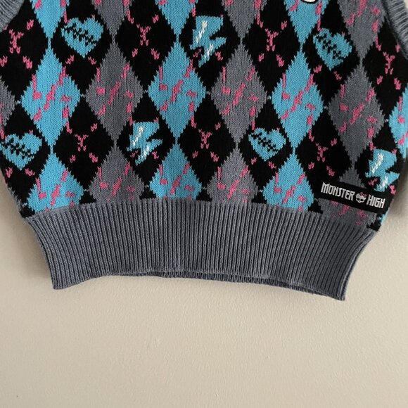 Monster High Spirit Halloween Women S Goth Dark Academia Alumni Sweater Vest NWT - Picture 3 of 12